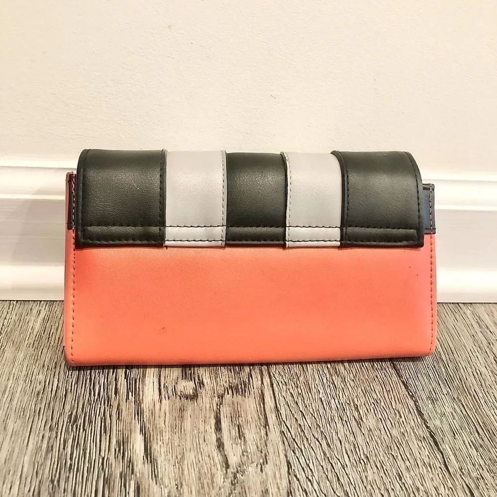 Nicole Miller Black Salmon Leather Womens Geometric Stripe Flap Accordion Wallet